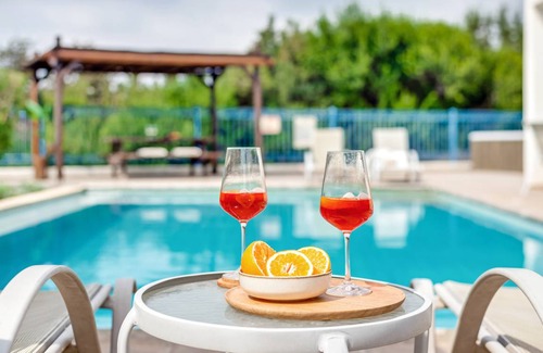 Agios Georgios Pegeias Villa | 150 m² Villa ∙ 3 bedrooms ∙ 6 guests
