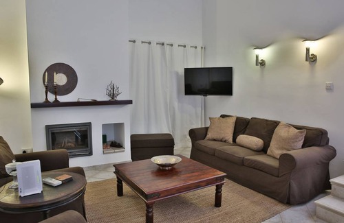 Saittas House | 150 m² House ∙ 3 bedrooms ∙ 6 guests