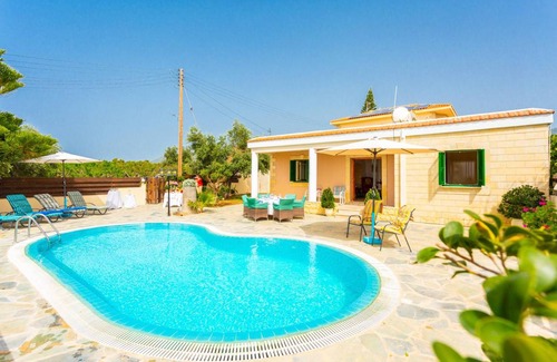 Ayia Marina Chrysochous Villa | 160 m² Villa ∙ 3 bedrooms ∙ 7 guests