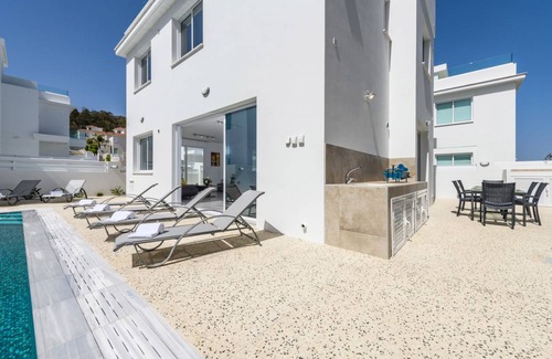 Protaras Villa | 160 m² Villa ∙ 3 bedrooms ∙ 6 guests