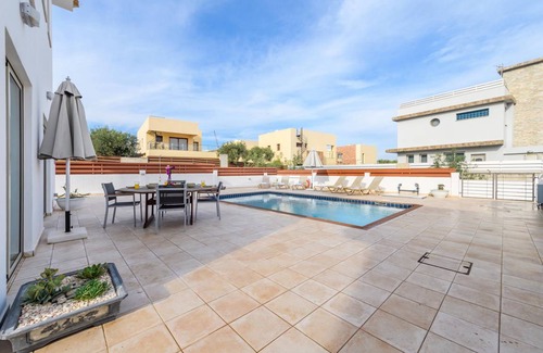 Protaras Villa | 160 m² Villa ∙ 4 bedrooms ∙ 8 guests