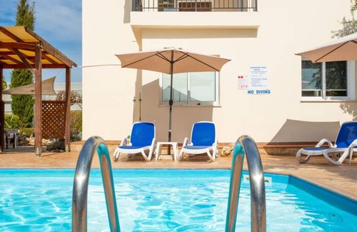 Argaka Villa | 170 m² Villa ∙ 4 bedrooms ∙ 9 guests