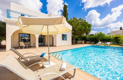 Agios Georgios Pegeias Villa | 180 m² Villa ∙ 3 bedrooms ∙ 7 guests