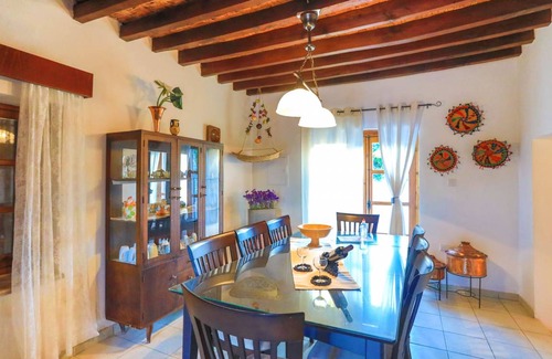 Droushia House | 180 m² House ∙ 3 bedrooms ∙ 7 guests