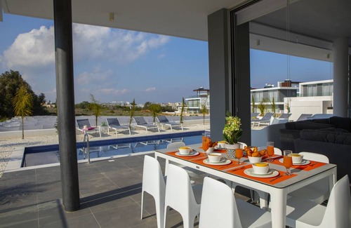 Protaras Villa | 180 m² Villa ∙ 5 bedrooms ∙ 10 guests