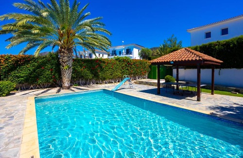 Argaka Villa | 195 m² Villa ∙ 3 bedrooms ∙ 8 guests