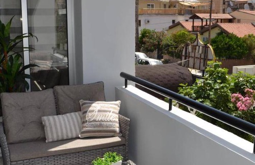 Potamos tis Germasogeias Apartment | 200 m² Serviced apartment ∙ 3 bedrooms ∙ 10 guests