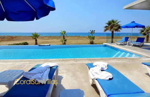 Argaka Villa | 200 m² Villa ∙ 4 bedrooms ∙ 10 guests