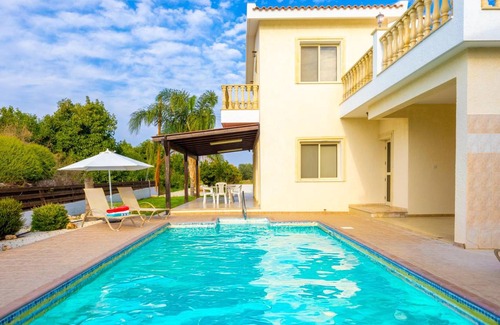 Ayia Marina Chrysochous Villa | 200 m² Villa ∙ 4 bedrooms ∙ 9 guests