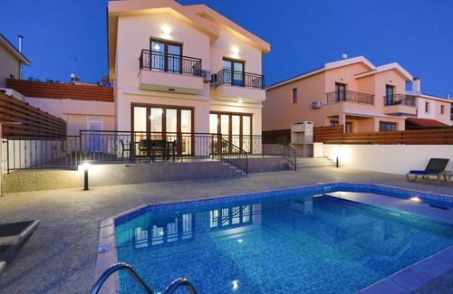 Meladeia Villa | 200 m² Villa ∙ 3 bedrooms ∙ 6 guests