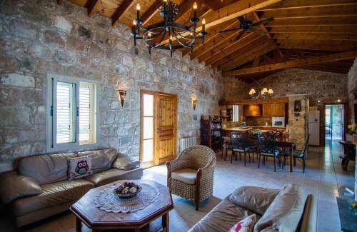 Simou Villa | 200 m² Villa ∙ 3 bedrooms ∙ 6 guests