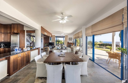 Ayia Napa Villa | 200 m² Villa ∙ 4 bedrooms ∙ 10 guests