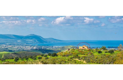Latchi Villa | 210 m² Villa ∙ 3 bedrooms ∙ 6 guests