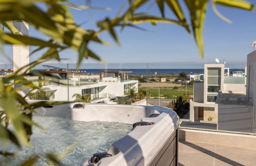 Protaras Villa | 210 m² Villa ∙ 6 bedrooms ∙ 12 guests
