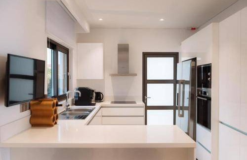 Agios Georgios Pegeias Villa | 220 m² Villa ∙ 4 bedrooms ∙ 8 guests