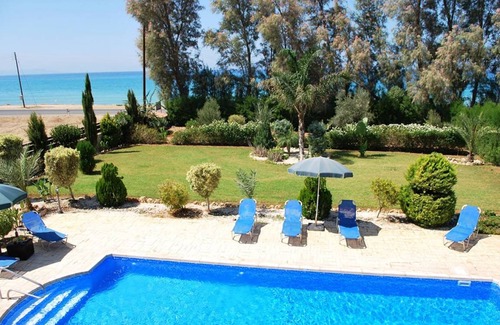 Ayia Marina Chrysochous Villa | 250 m² Villa ∙ 4 bedrooms ∙ 9 guests