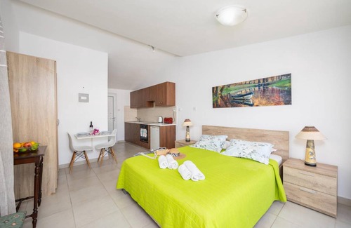 Latsi Apartment | 28 m² Apartment ∙ 1 bedroom ∙ 2 guests
