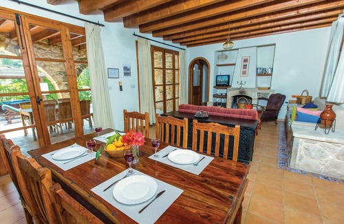 Miliou House | 3 bedroom accommodation in Miliou Paphos