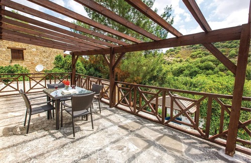 Miliou House | 3 bedroom accommodation in Miliou Paphos