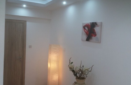 Agios Tychon Apartment | 3 Bedroom Apt with Sea View Near Four Seasons Hotel