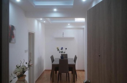 Agios Tychon Apartment | 3 Bedroom Apt with Sea View Near Four Seasons Hotel
