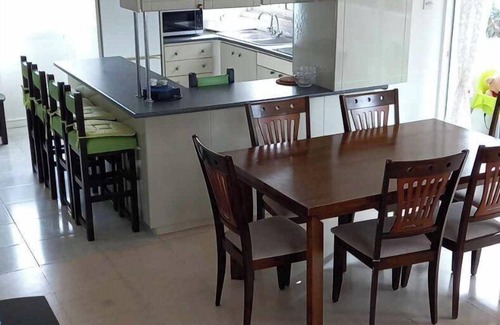 Anarvagos House | 3-Bedroom Maisonette with Fireplace & Piano