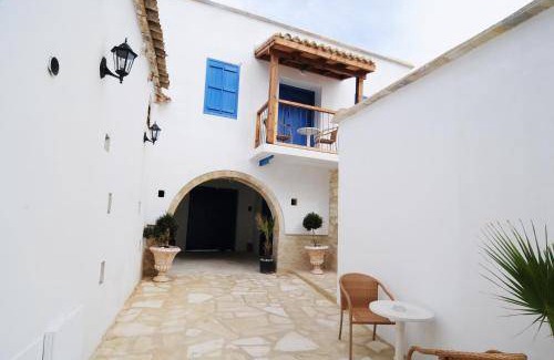 Oroklini Apartment | 30 m² Serviced apartment ∙ 4 guests