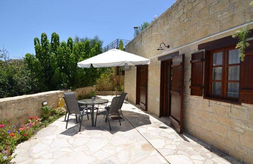 Goudi House | 38 m² House ∙ 2 bedrooms ∙ 6 guests