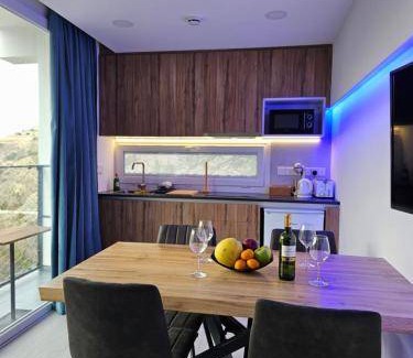 Alona Apartment | 45 m² Serviced apartment ∙ 4 guests