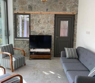 Moutoullas House | 67 m² House ∙ 2 bedrooms ∙ 4 guests