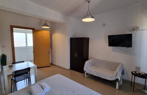 Paphos Apartment | 85 m² Apartment ∙ 2 bedrooms ∙ 127 guests