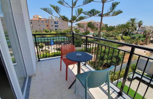 Paphos Apartment | 85 m² Apartment ∙ 2 bedrooms ∙ 127 guests