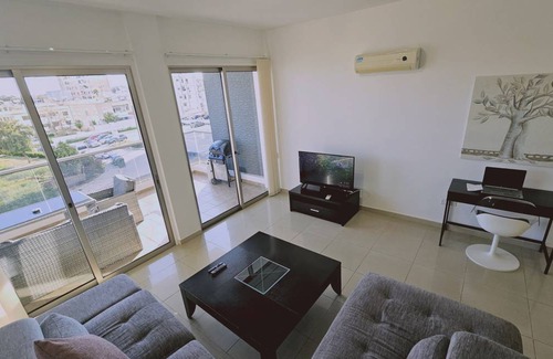 Larnaca City Centre Apartment | 90 m² Apartment ∙ 2 bedrooms ∙ 4 guests