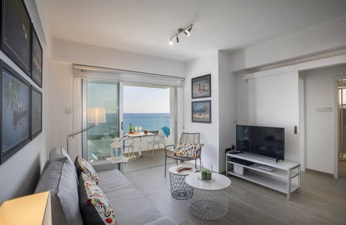 Larnaca Apartment | 90 m² Apartment ∙ 2 bedrooms ∙ 5 guests