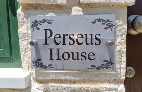 Polis House | 90 m² House ∙ 2 bedrooms ∙ 3 guests