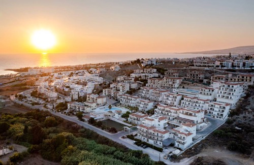 Chlorakas Apartment | 95 m² Apartment ∙ 3 bedrooms ∙ 6 guests