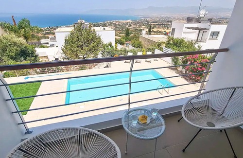 Miliou House | Amazing home in Miliou-Paphos with WiFi