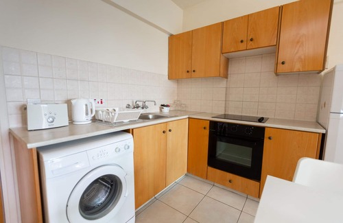Skala Apartment | Andreas City Pool Apartment