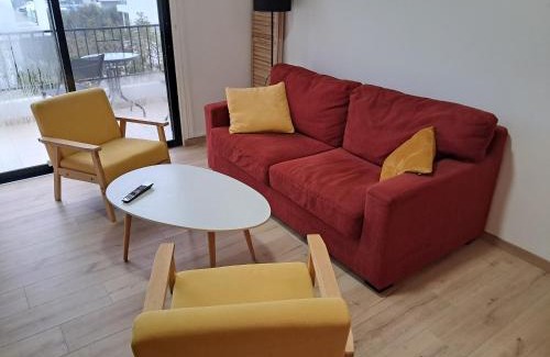 Chlorakas Apartment | Apartment with sea view!