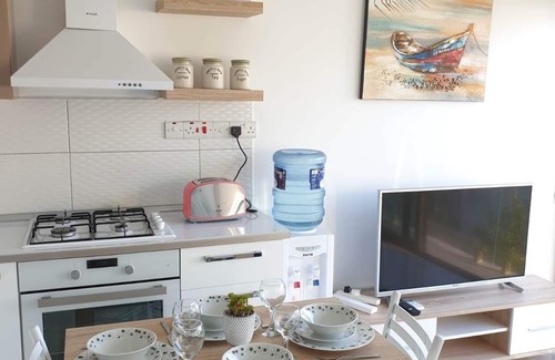 Kyrenia Apartment | Avrasya Elite B5: Netflix Included Brand New Apt in City Center