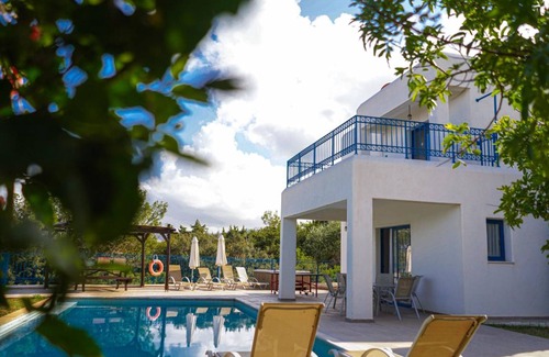 Agios Georgios Pegeias Apartment | Azzurro Holiday Villas Peyia