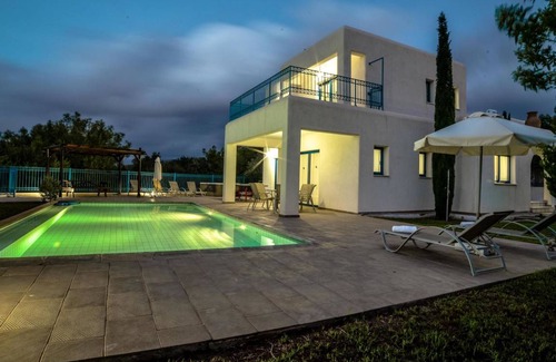 Agios Georgios Pegeias Apartment | Azzurro Holiday Villas Πέγεια