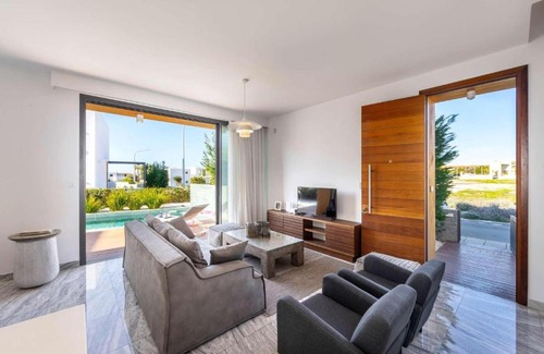 Paphos Villa | Beach Haven