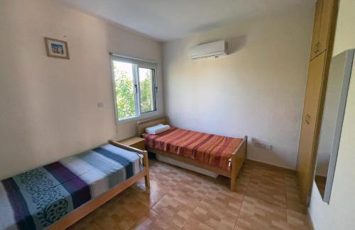 Paphos Apartment | Beach Town House, Green Garden, 2 bedrooms, 2 bathrooms