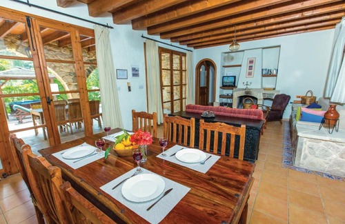 Miliou House | Beautiful home in Miliou Paphos with 3 Bedrooms, Outdoor swimming pool and Swimming pool