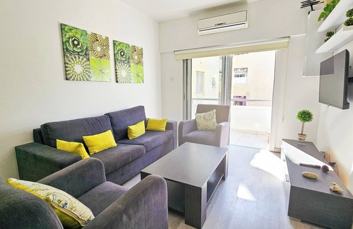 Larnaca City Centre Apartment | Blue Sky Ocean Retreat
