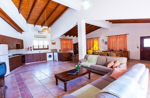 Polis Villa | Charming Villas with Private Pool, Outdoor Jacuzzi, Attractive Gardens, 10 min walk to the Beach!