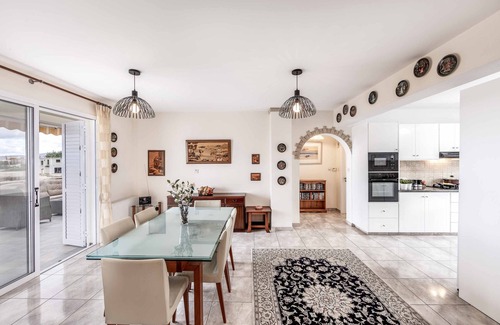 Tala Villa | Cliffside Villa - Three Bedroom Villa, Sleeps 6