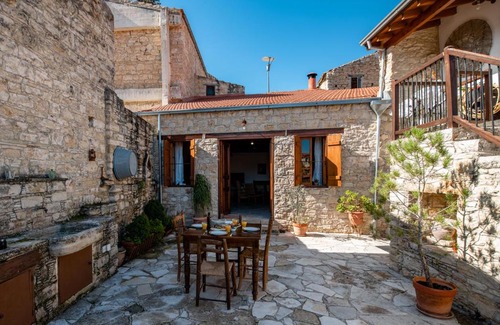 Lofou House | Constantias stone houses