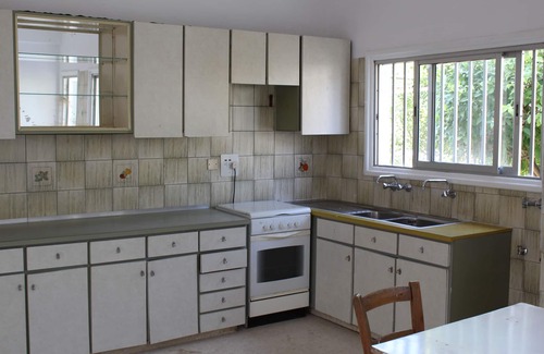 Nicosia Hostel | Costas Hostel Action 2
